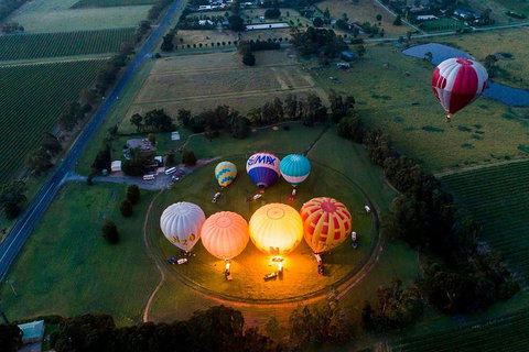 Yarra Valley Balloon Flight And Winery Tour - Kawana Tourism 3