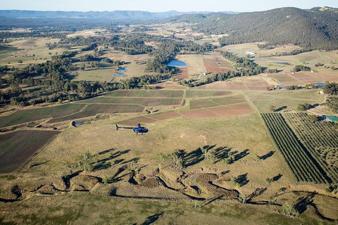 Private Helicopter Flight To Hunter Valley With A La Carte Lunch - For 2 - Kawana Tourism 5