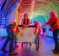 Christmas Lights Rickshaw Tour in Perth - Kawana Tourism