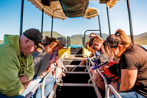 Airlie Beach Glass Bottom Boat Tour - Kawana Tourism 0