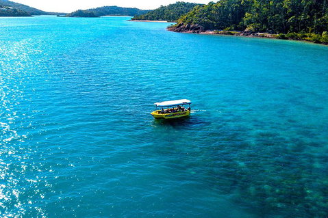 Airlie Beach Glass Bottom Boat Tour - Kawana Tourism 2