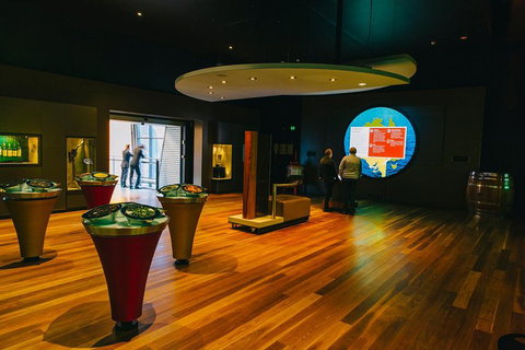 Australian Wine Discovery Tour With Tastings - Kawana Tourism 0