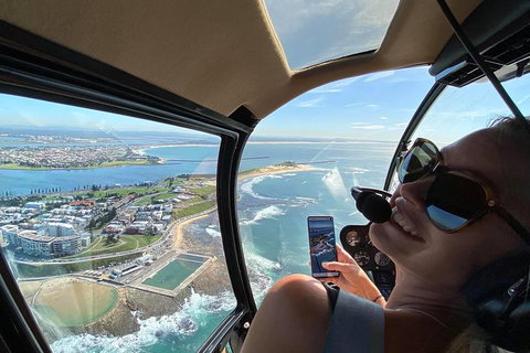 Coastal Helicopter Shared Flight - 20 Minutes - Kawana Tourism 3